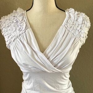 Pretty White Ruffle Shoulder Top​​